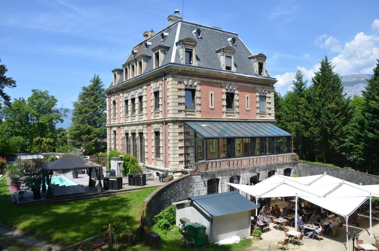 Le Chateau Des Arenes Gieres Bagian luar foto