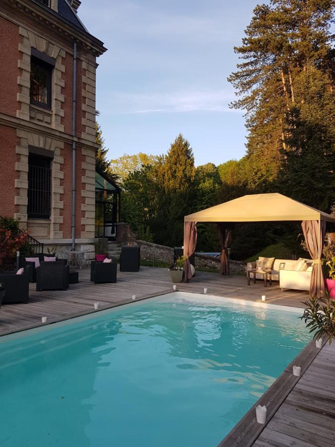Le Chateau Des Arenes Gieres Bagian luar foto