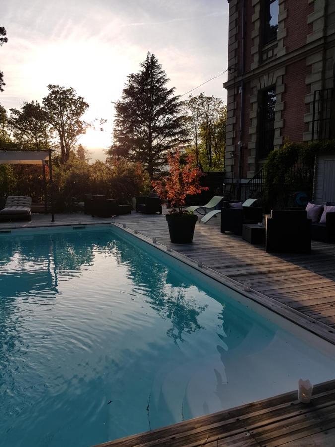 Le Chateau Des Arenes Gieres Bagian luar foto